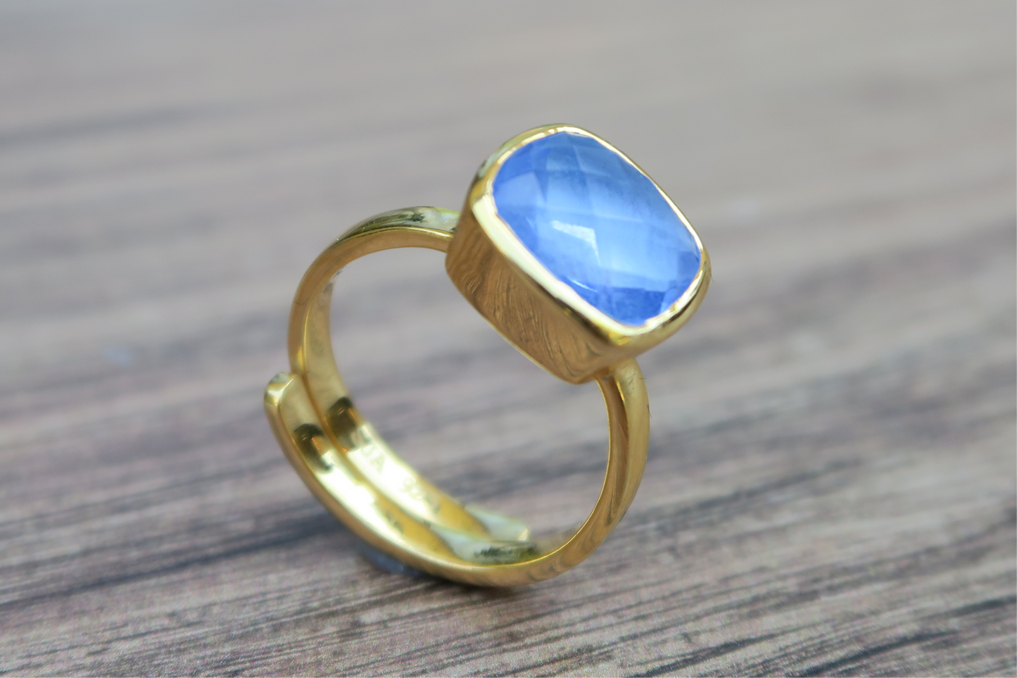 Iolite Gold Ring